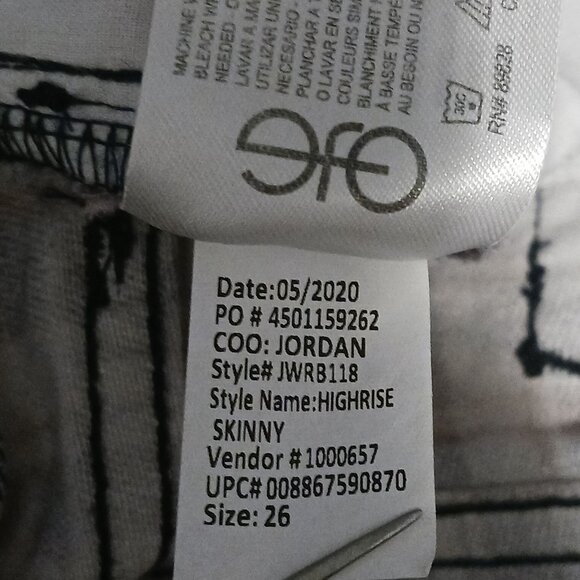 NEW WILLIAM‎ RAST High-Rise Plaid Skinny Jeans, Size 26, Red/White/Blue - Picture 12 of 15